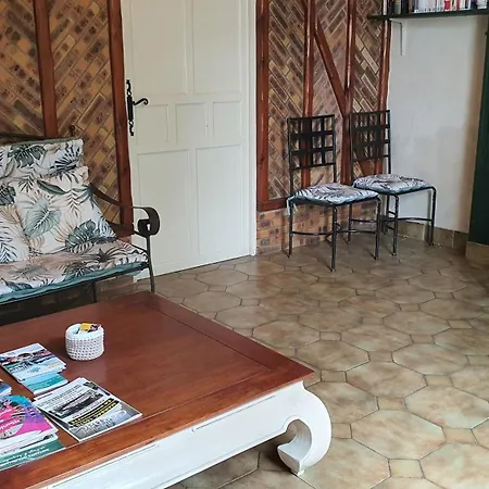 Le Pressoir De Konukevi 3*